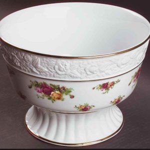 Royal Albert OLD COUNTRY ROSES Sculpted Punch Bowl